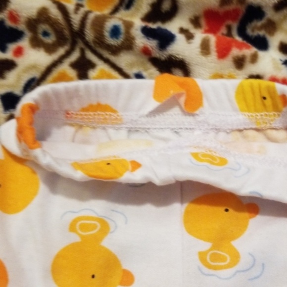 Complete Pj Set - Picture 4 of 8